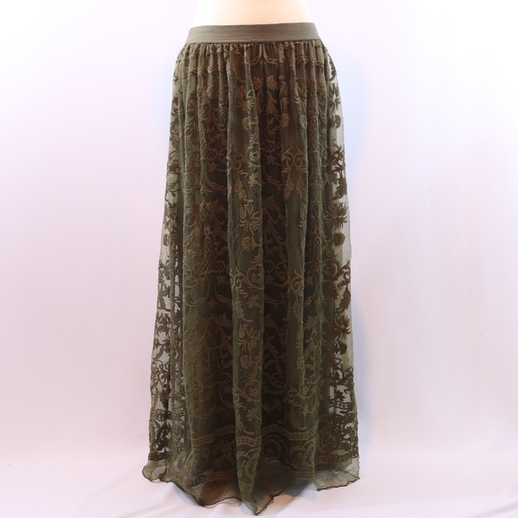 Lane Bryant Dresses & Skirts - Lane Bryant Lace Embroidered Overlay Maxi Skirt